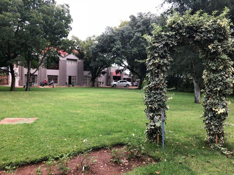 5 Bedroom house for sale in Stilfontein. - Photo 2