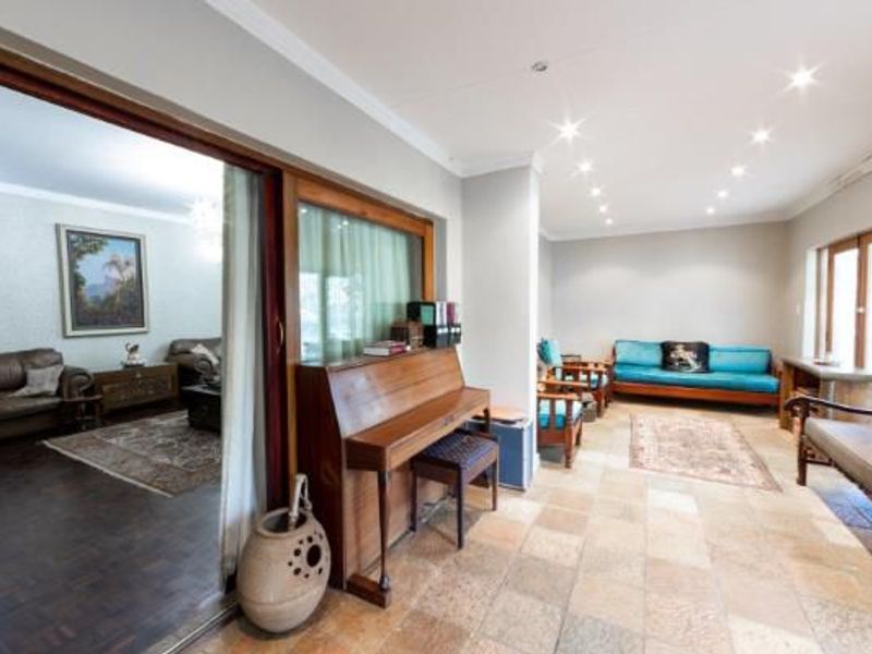 5 Bedroom house for sale in Stilfontein. - Photo 7