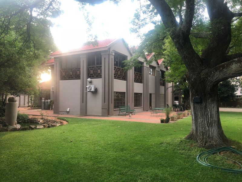 5 Bedroom house for sale in Stilfontein. - Photo 1