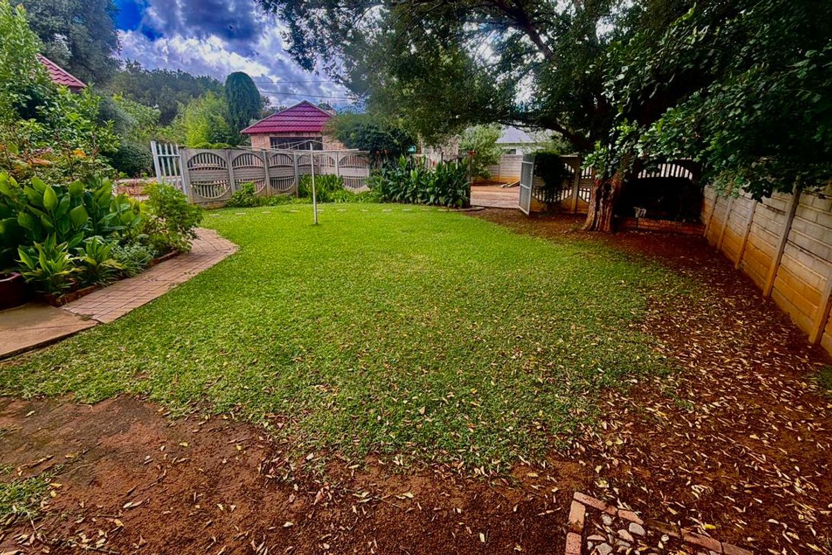 Beautiful 3-Bedroom Family Home - Photo 3