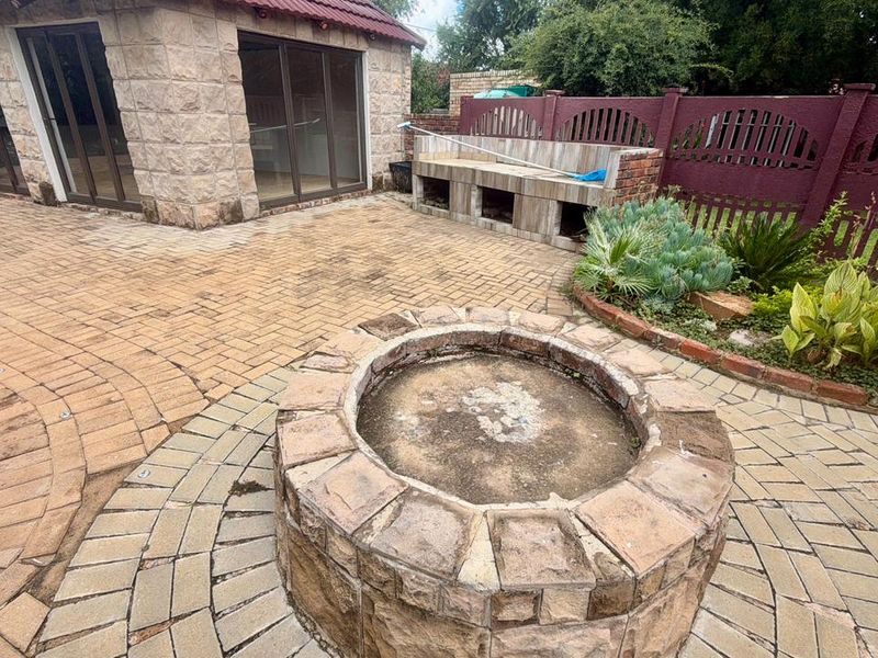 Beautiful 3-Bedroom Family Home - Photo 7