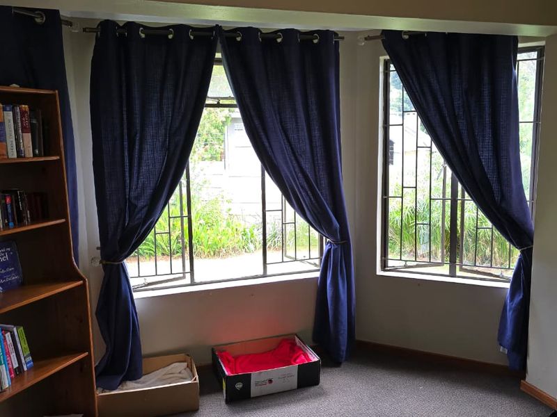 Spacious family home in a prime location in Wilkoppies. - Photo 8