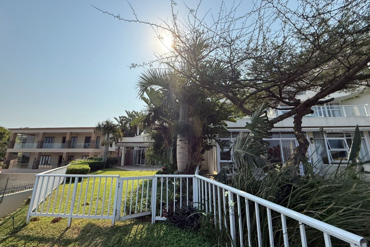 To let in Umhlanga, elegant 3 bedroom apartment with stunning sea views. - Photo 5