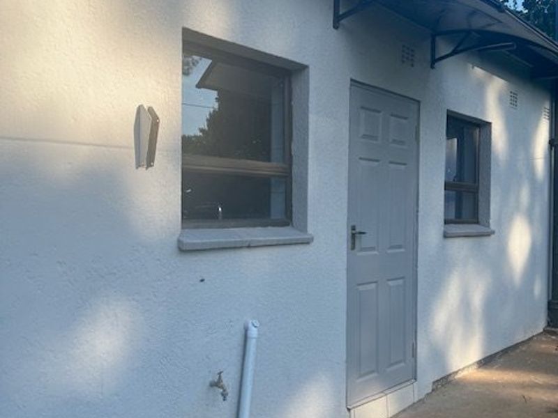 1 Bedroom Unit in Rhodesfield to rent - Photo 10