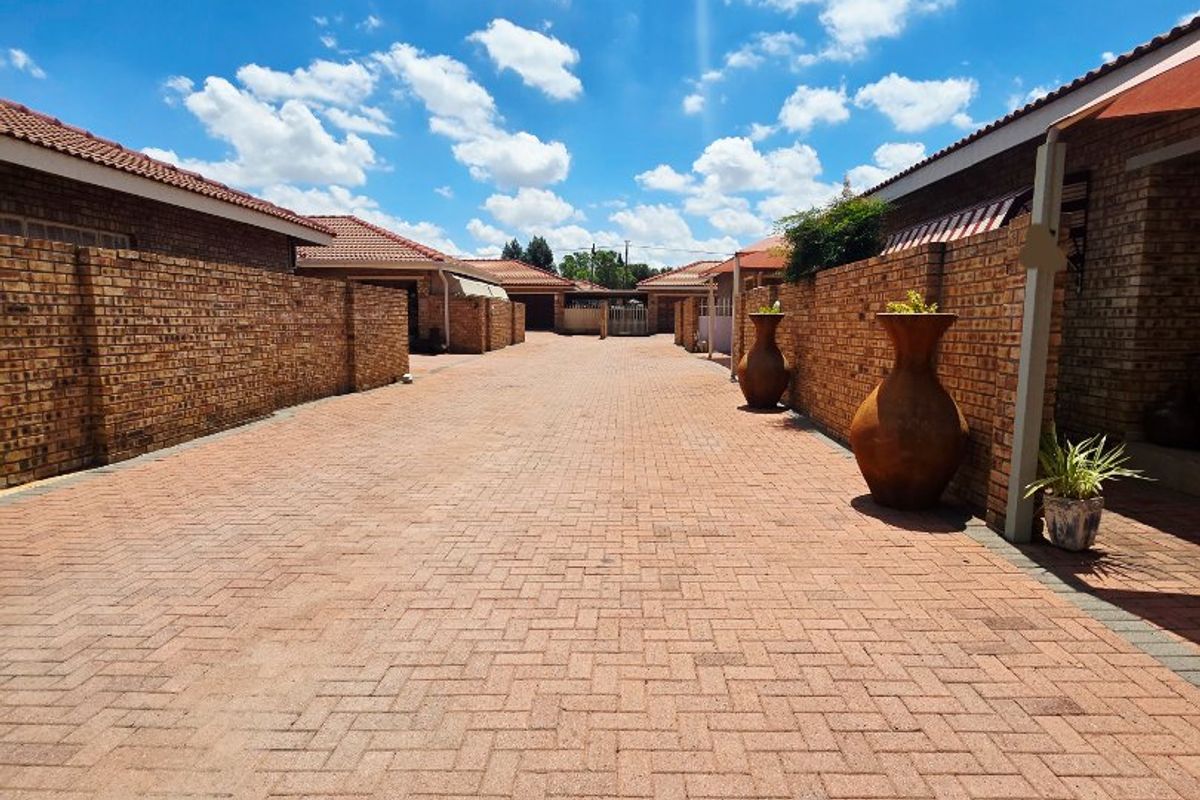 Full Title Townhouse – A Place You’ll Love to Call Home - Photo 2