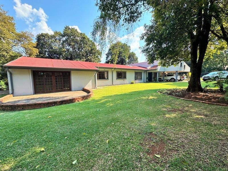 Family home at it's best in a quiet area - Photo 2