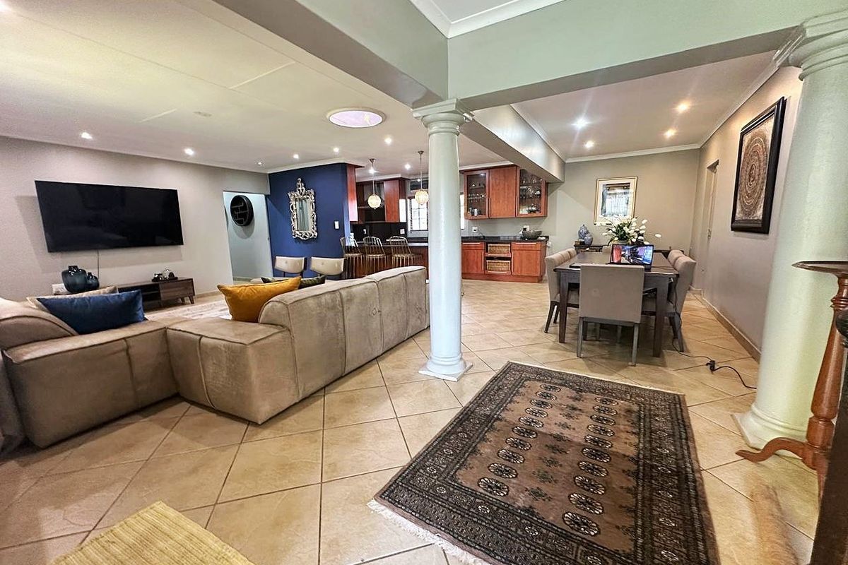 Family home at it's best in a quiet area - Photo 5