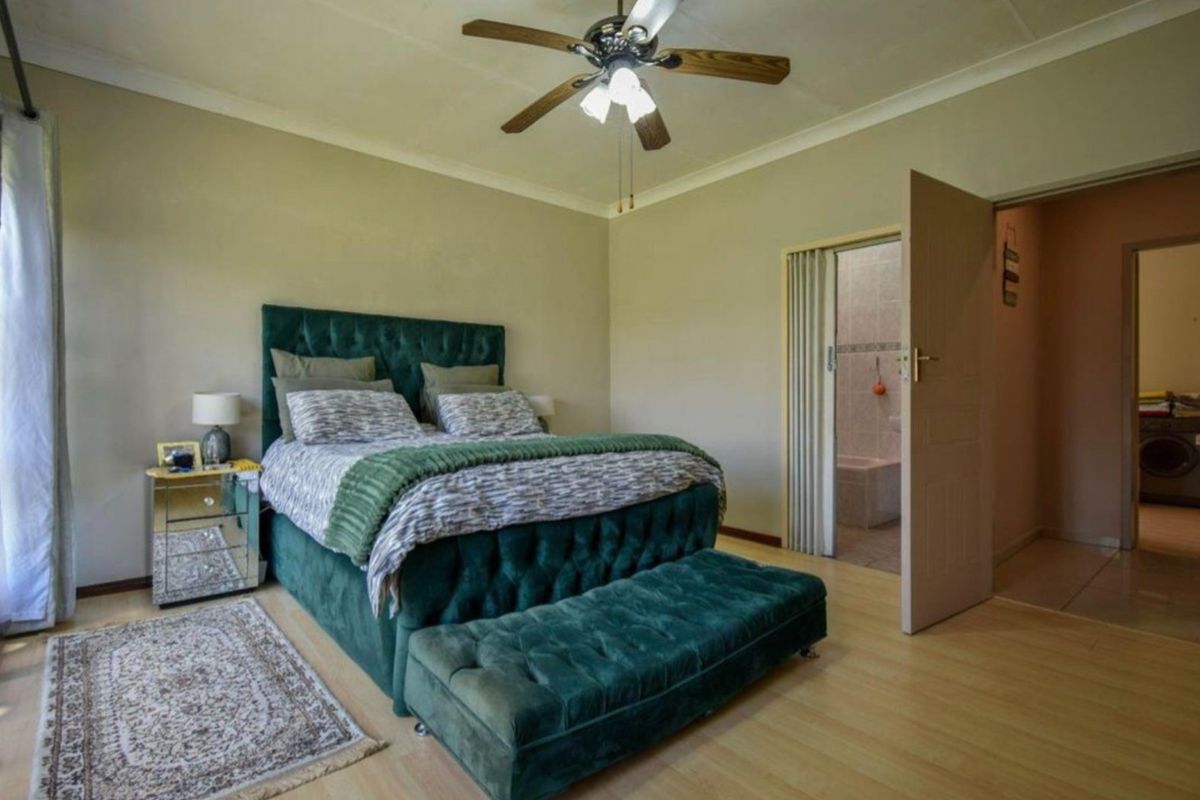 BEAUTFUL HOME IN 24H BOOMED AREA - Photo 4