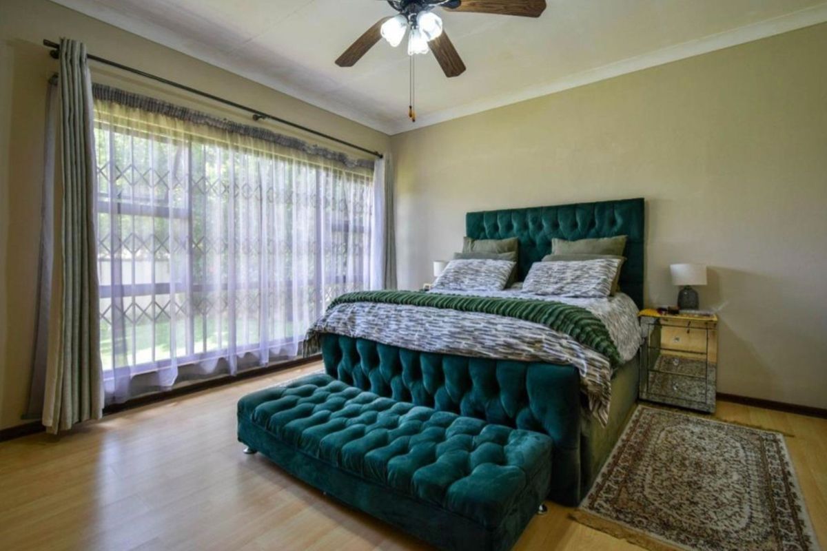 BEAUTFUL HOME IN 24H BOOMED AREA - Photo 5