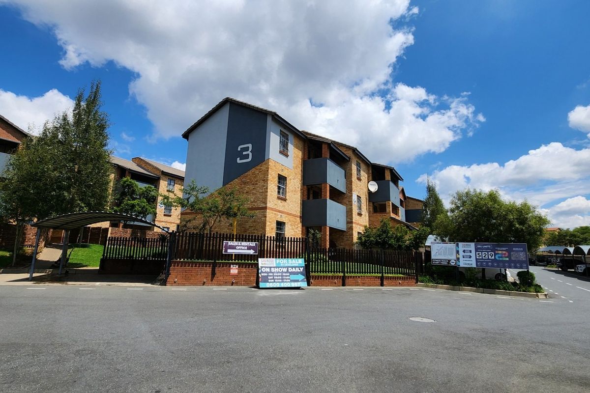 Two Bedroom Apartment To Let - San Ridge - Photo 3