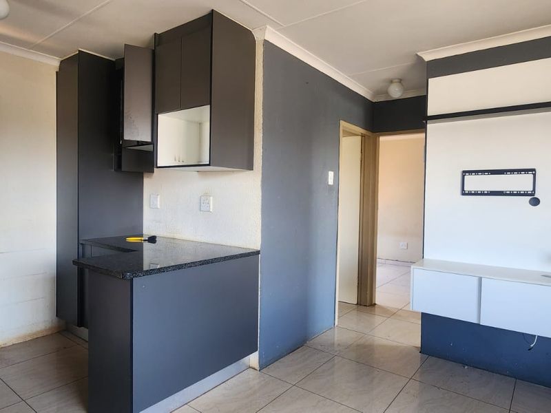 Specious 2-bedroom house for sale in Sky City - Photo 4