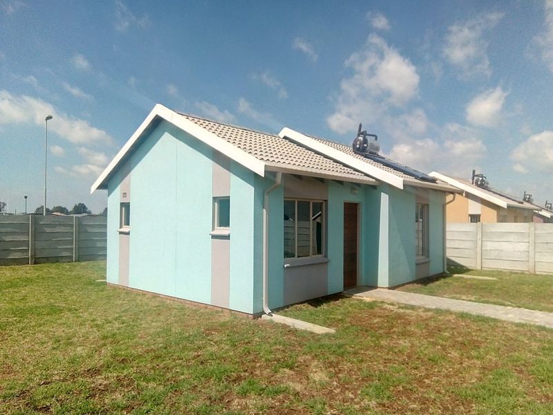 Specious 2-bedroom house for sale in Sky City - Photo 3