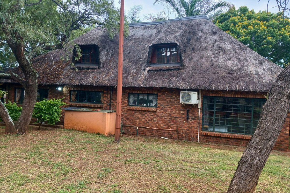 4.2ha Smalholding in Kameeldrift west - Photo 3