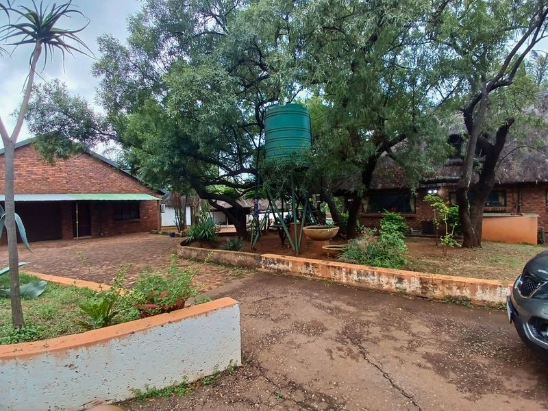 4.2ha Smalholding in Kameeldrift west - Photo 5