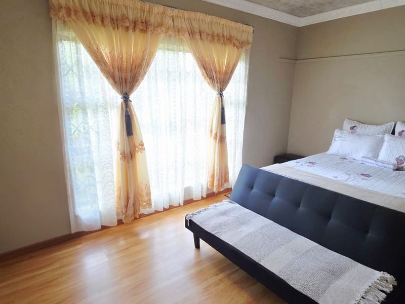 3 Bedroom House in Stilfontein Ext 4 for Sale - Photo 2