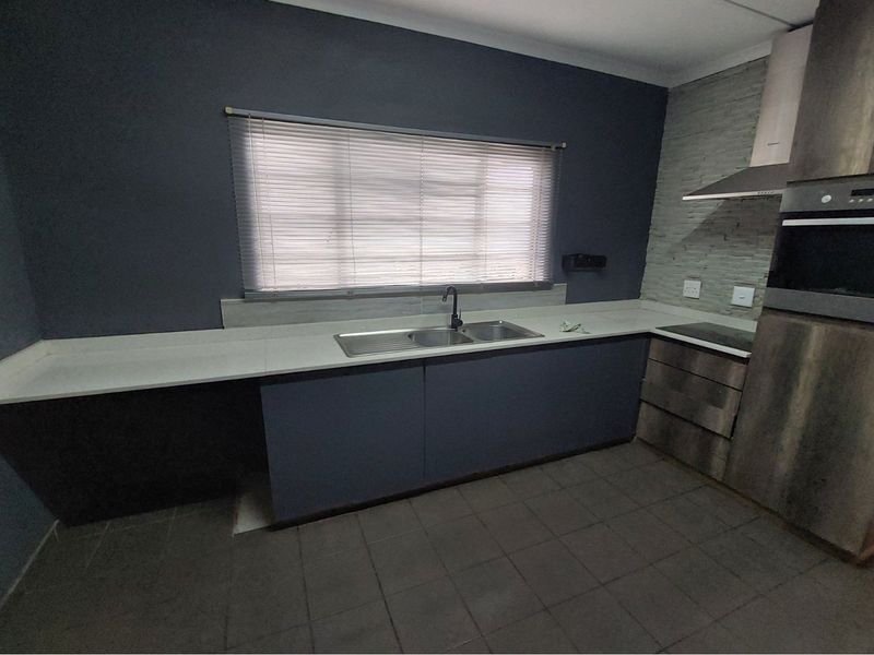 3 BEDROOM HOME INCLUDING ADT ARMED RESPONSE - Photo 9