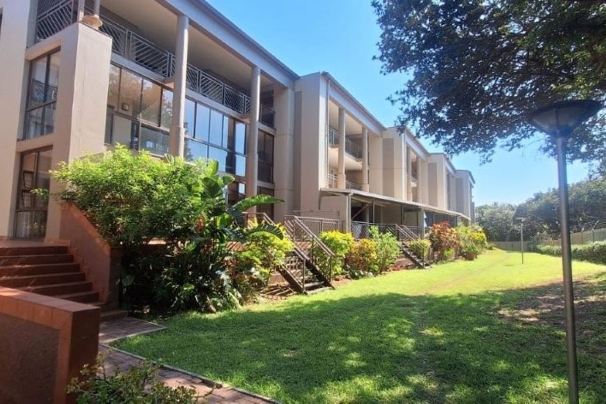 Exclusive Coastal Living At Its Best - Photo 5