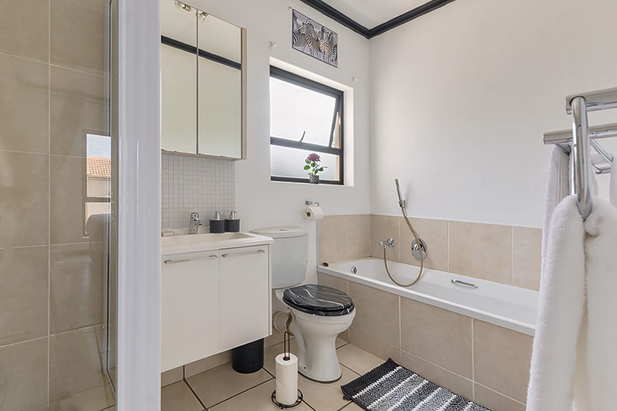 Luxury Fully Furnished Loft Apartment – Paulshof - Photo 5