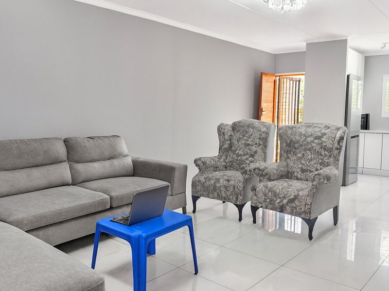 LOCK UP & GO SECURE UNIT - Photo 2