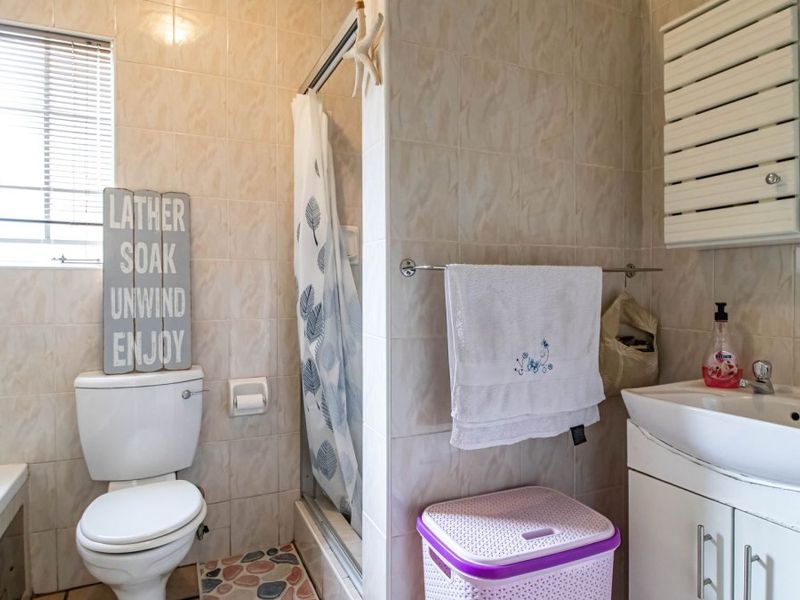 Affordable & Convenient 3 Bedroom Flat – Great Investment Opportunity! - Photo 9