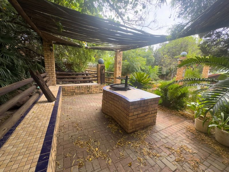 Double storey home - Photo 3