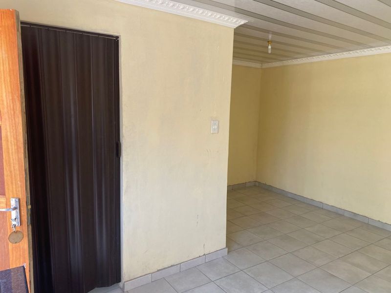 0 Bed House in Soshanguve A for Sale - Photo 4