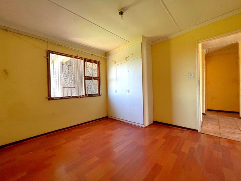 3 BEDROOM HOME  - Photo 4