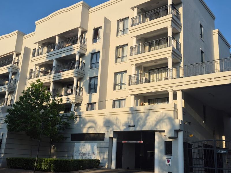 Fully Furnished 1 Bed | Prime Rivonia Location | 1st Floor Apartment - Photo 3