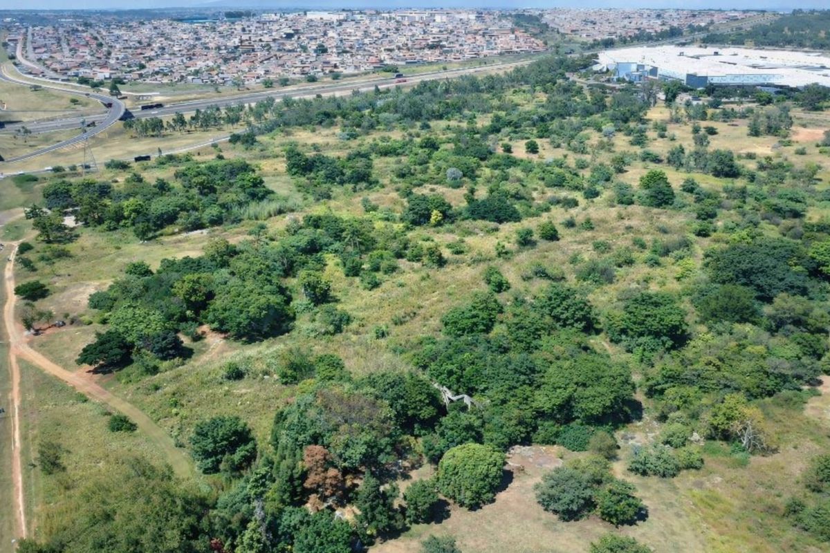 Prime 1.8 ha Development Land For Sale  - Photo 2