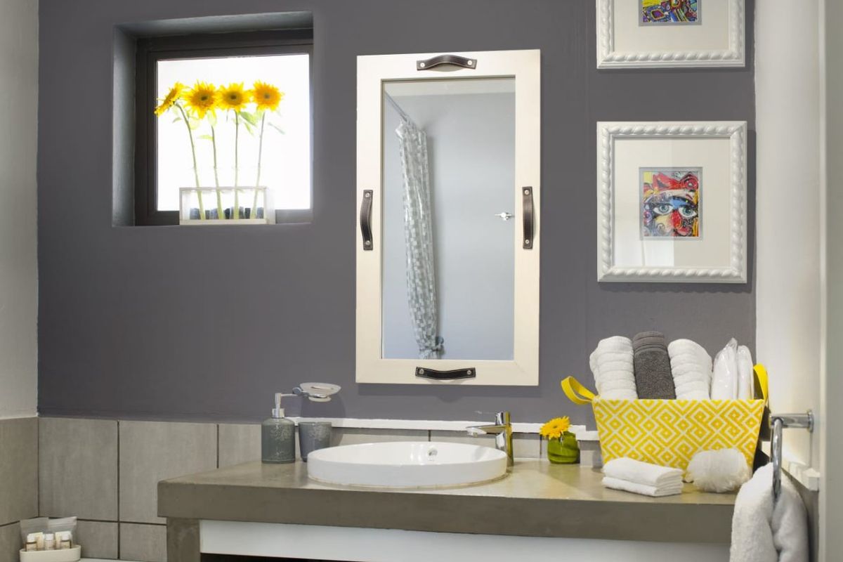 Fully Furnished Studio Apartment  - Photo 5