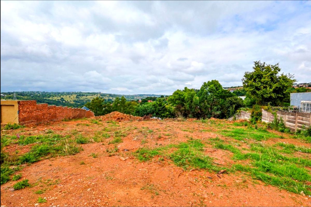 Prime Vacant Land for Sale in Waterkloof Heights  - Photo 2