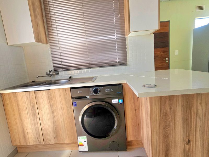 3 Bedroom house  - Photo 3