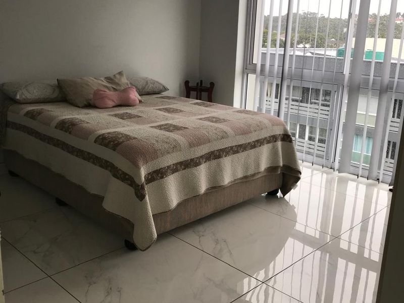 Luxury Apartment Living - Photo 8