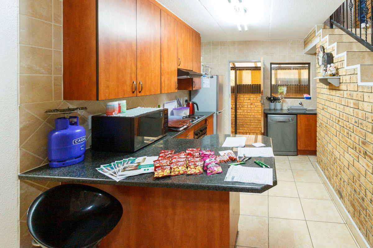 Modern & Secure Living at Unit 5, Donegia Rangeview - Photo 4