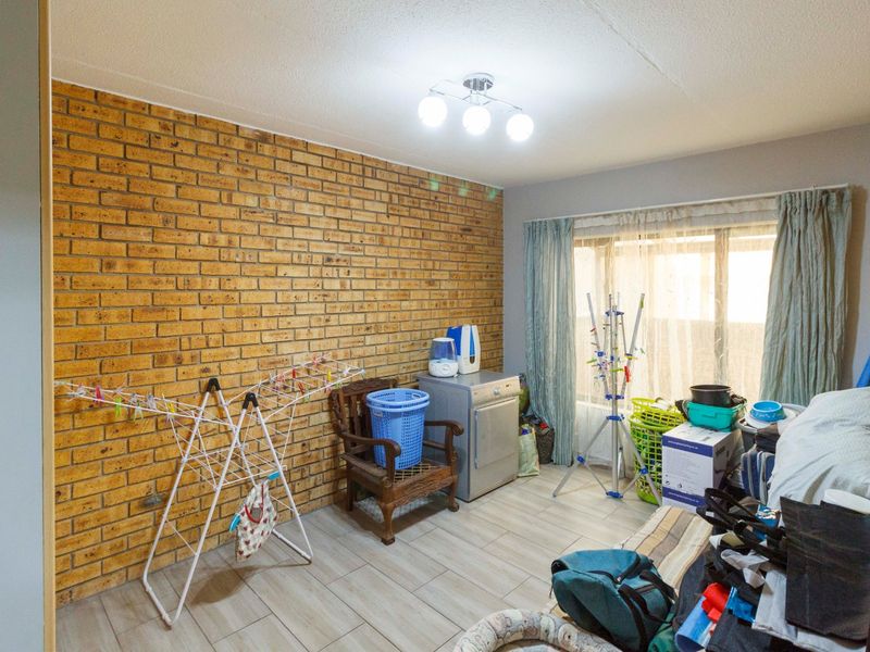 Modern & Secure Living at Unit 5, Donegia Rangeview - Photo 10