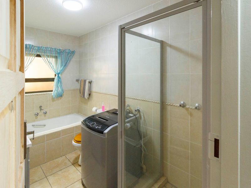 Modern & Secure Living at Unit 5, Donegia Rangeview - Photo 9