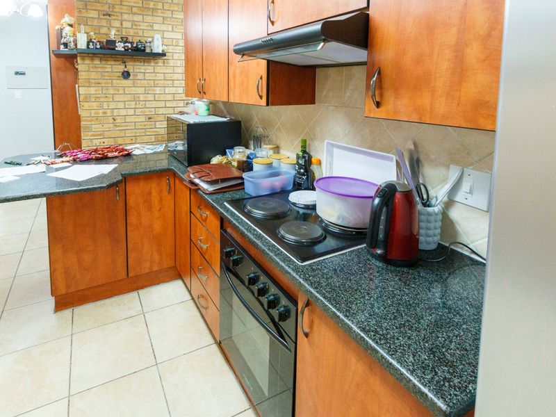 Modern & Secure Living at Unit 5, Donegia Rangeview - Photo 6