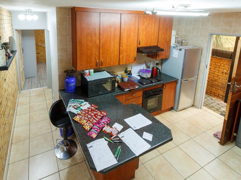 Modern & Secure Living at Unit 5, Donegia Rangeview - Photo 5