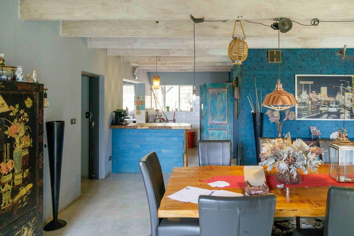 3/4 Bedroom family Home in Boomed-off Area in Helderkruin - Photo 2