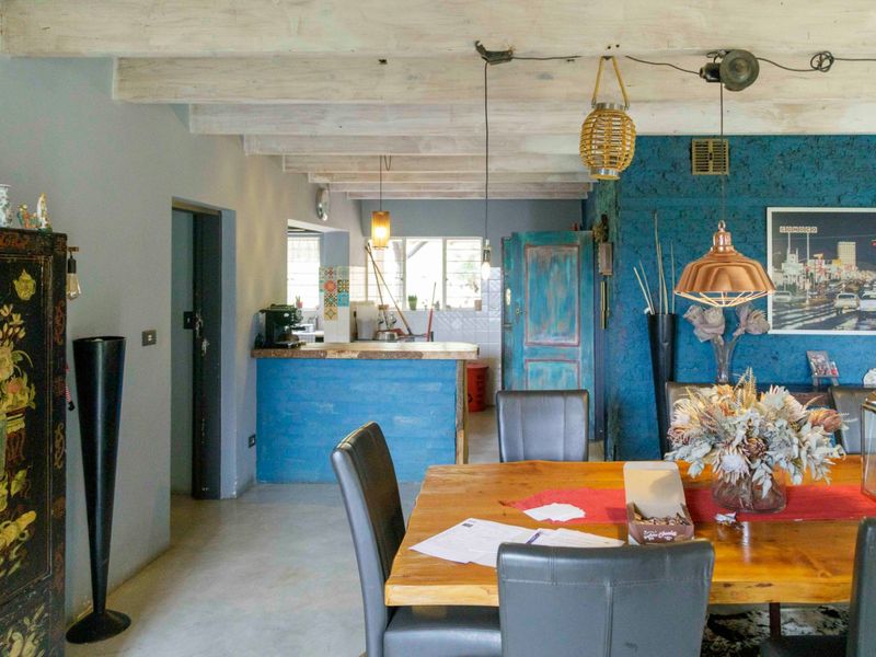 3/4 Bedroom family Home in Boomed-off Area in Helderkruin - Photo 2