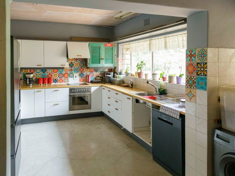 3/4 Bedroom family Home in Boomed-off Area in Helderkruin - Photo 5