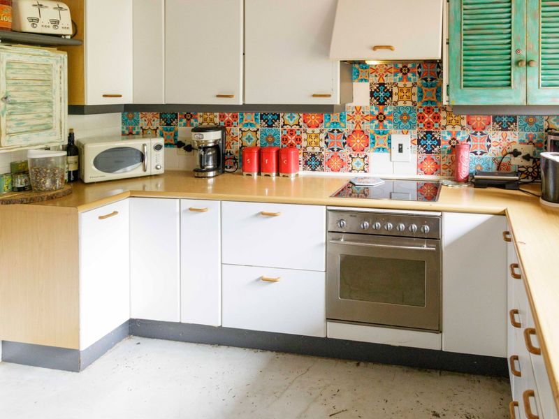 3/4 Bedroom family Home in Boomed-off Area in Helderkruin - Photo 6