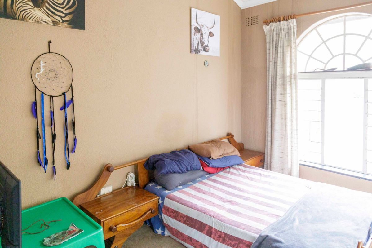 3/4 Bedroom family Home in Boomed-off Area in Helderkruin - Photo 4