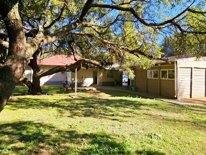 A delightful family home in a leafy Three Rivers. - Photo 3