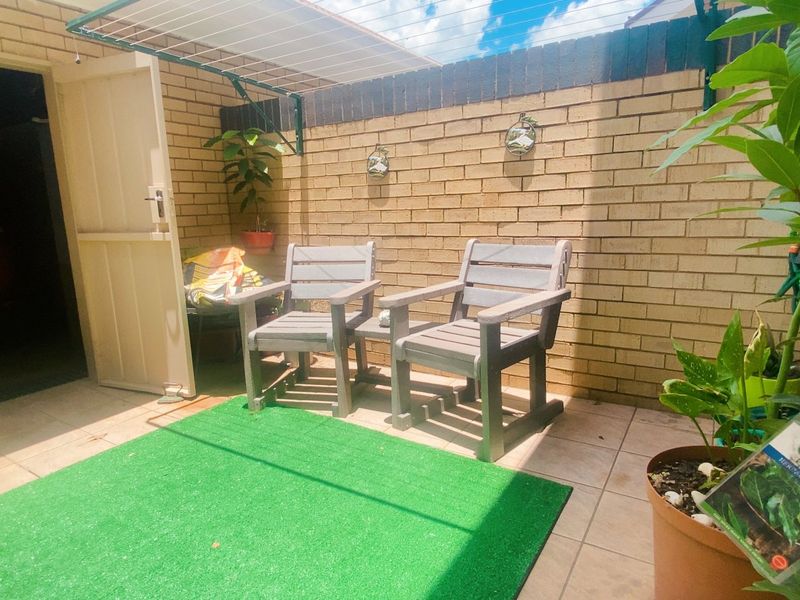 Exceptional duplex in Three Rivers Proper. - Photo 5