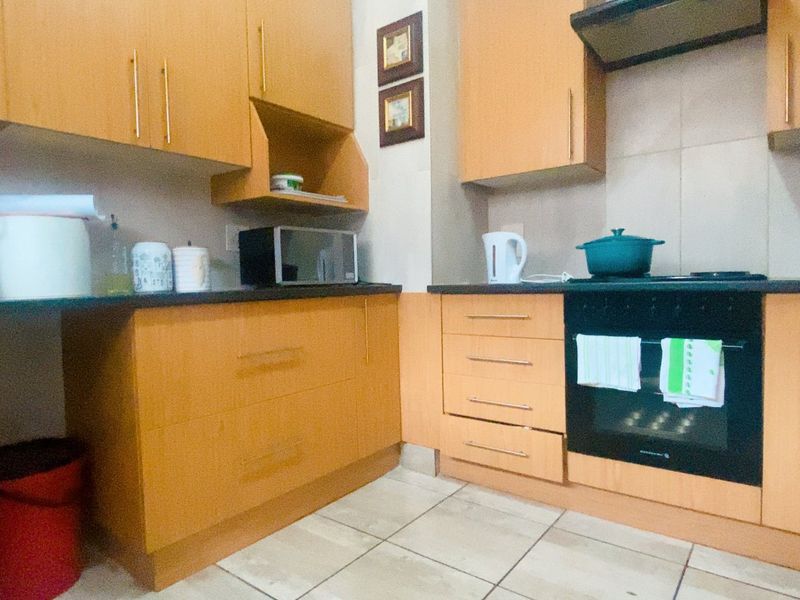 Ground Floor lock up and go in Three Rivers Proper - Photo 7