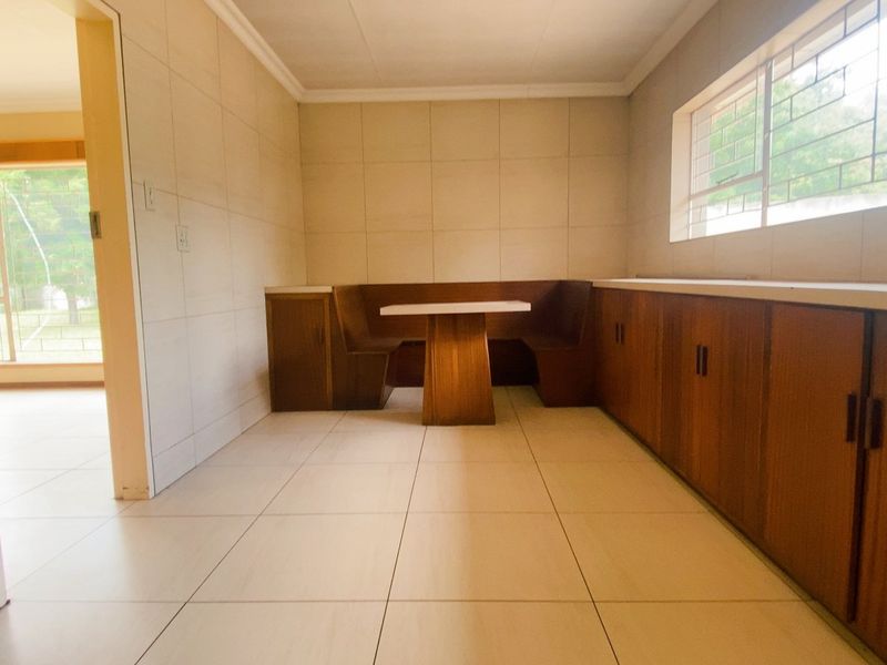 The right home at the right price in Three Rivers East - Photo 5