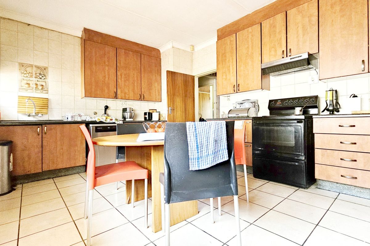 Great location with development opportunities. - Photo 4