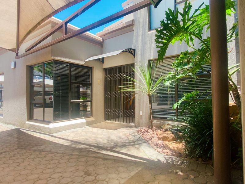 Full title double-storey townhouse in Three Rivers Proper - Photo 6