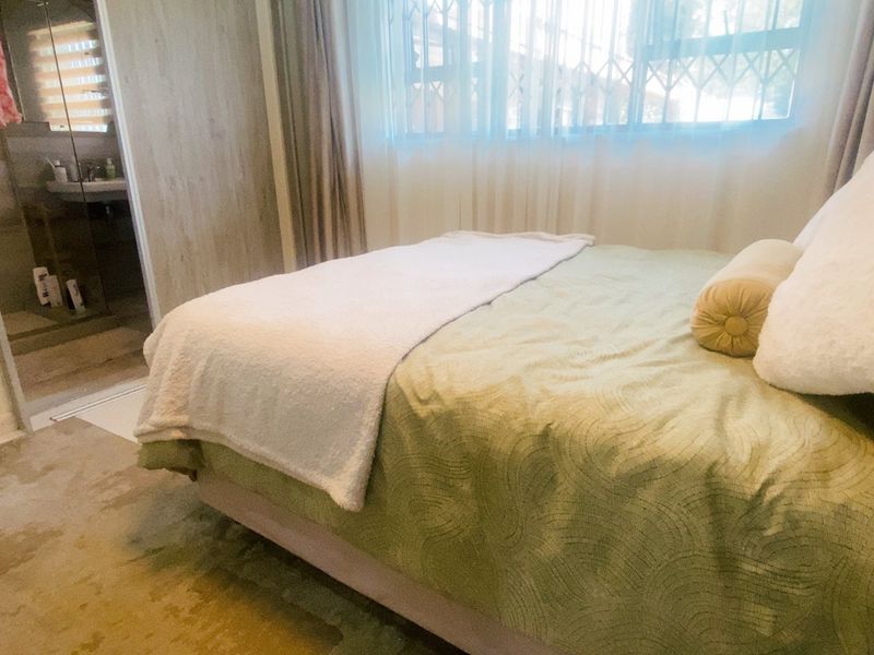 Versatile family home in Arcon Park - Photo 10